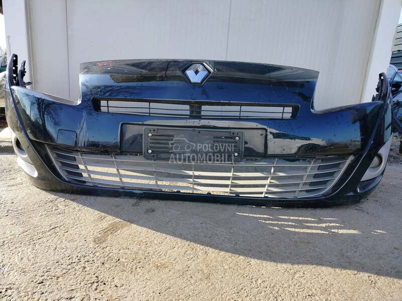 Prednji branik boja-crna za Renault Grand Scenic od 2009. do 2013. god.
