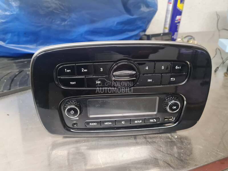 Ato radio multimedija za Smart ForTwo
