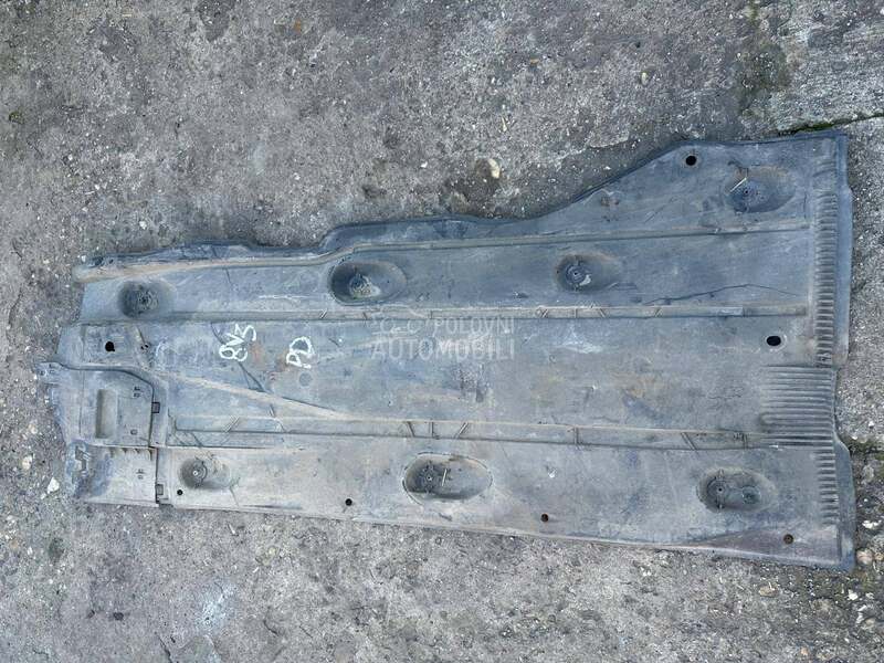 Desna zastita patosa,suspleh za Audi A3 od 2013. do 2020. god.