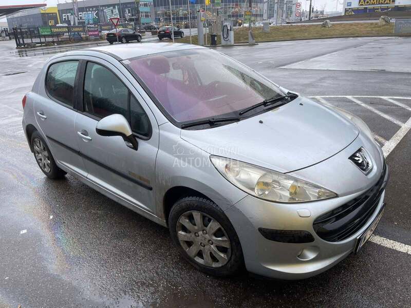 Desno krilo sivo ezrc za Peugeot 207