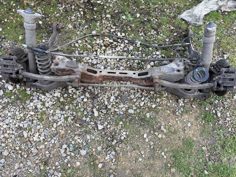 Zadnji most za Hyundai i30 od 2007. do 2011. god.