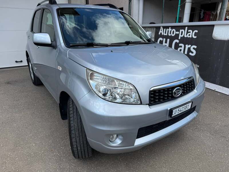 Daihatsu Terios 2010 photo 4