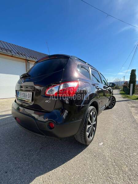 Nissan Qashqai +2 2013 photo 5