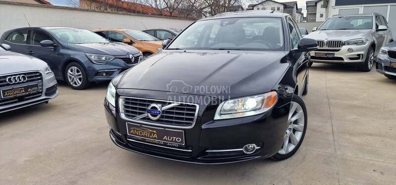 Volvo S80 2012 photo 2
