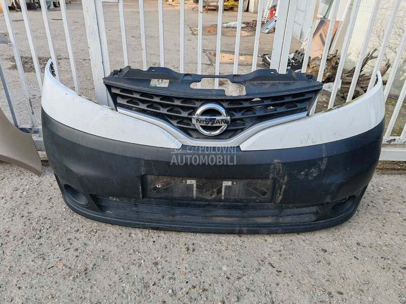 prednji branik za Nissan Nv200