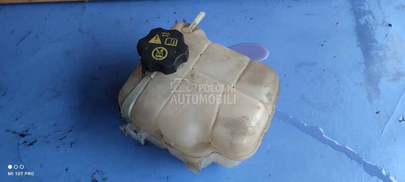 posuda antifriza za Opel Astra J