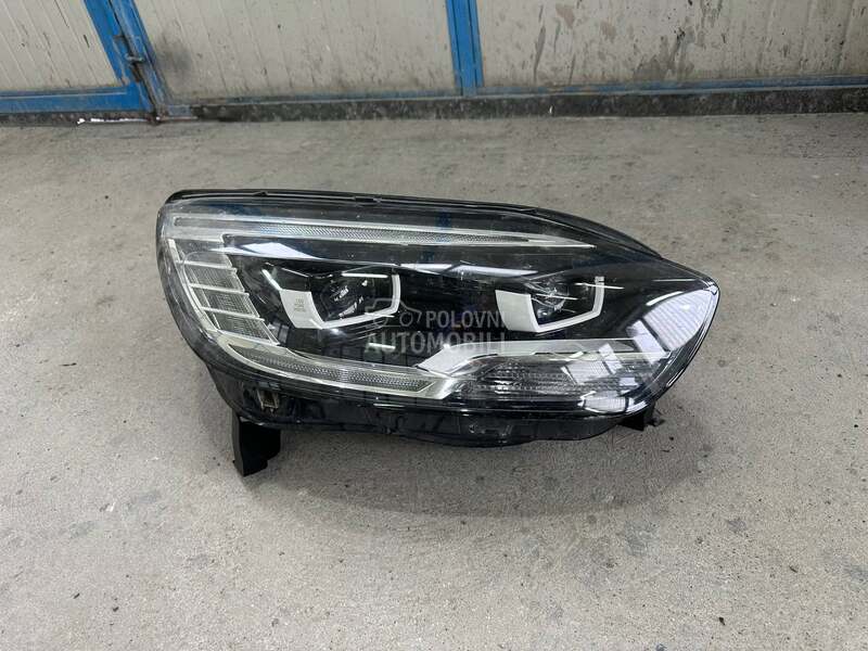 Desni Far Full Led za Renault Scenic od 2016. do 2024. god.