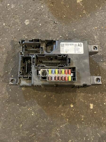 tabla sa osiguracima za Opel Corsa D