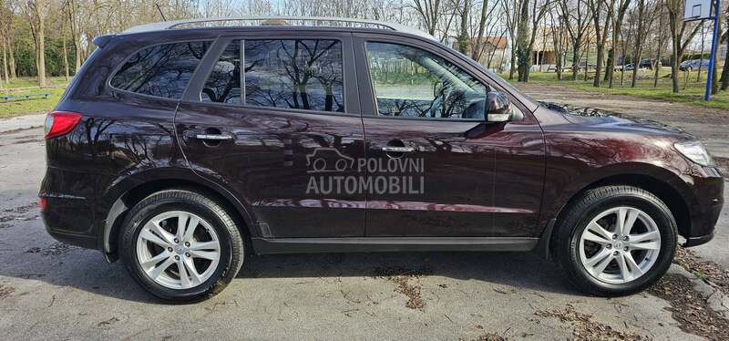 Hyundai Santa Fe 2011 photo 4