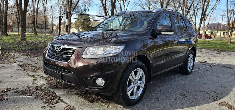 Hyundai Santa Fe 2011 photo 2