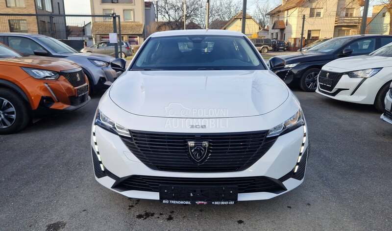 Peugeot 308 2022 photo 3
