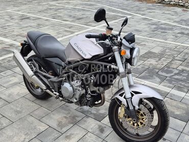 Cagiva raptor 1000 CH, 3.650 €, 2001. , 1000 cm3, 19.500 km, 78kW (106 KS), Naked, Niš