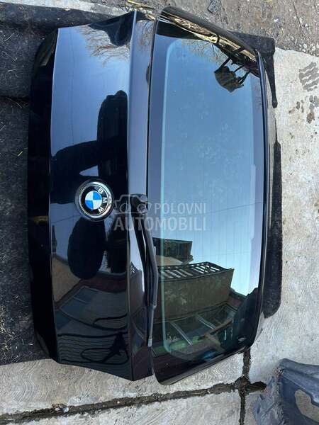 Gepek vrata sa staklom za BMW 114, 116, 118 ... od 2004. do 2011. god.