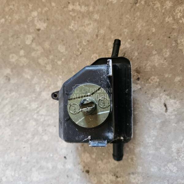 Posuda servo ulja za Audi A3 od 1996. do 2003. god.