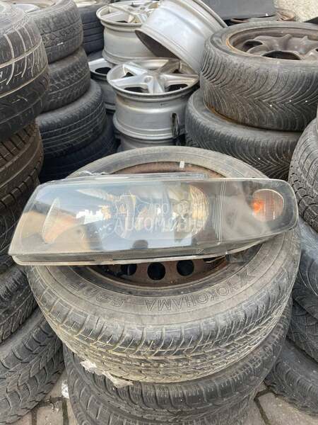 levi far za Seat Toledo