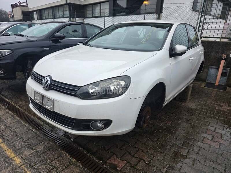 Volkswagen Golf 6 2010. god. -  kompletan auto u delovima