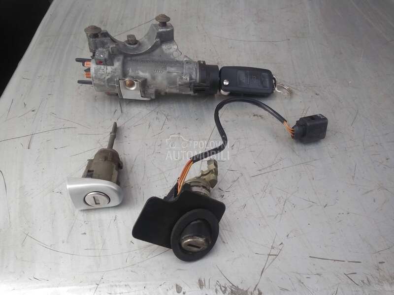 Kontakt brava sa kljucem za Volkswagen Passat B5.5