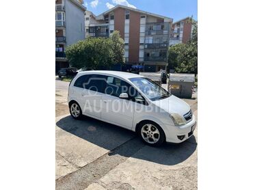 Opel Meriva , 3.100 €, 2010. Monovolumen (MiniVan), Benzin | 1598 cm3, 199.000 km, 77kW (105 KS), Automatski / poluautomatski, 4/5 vrata, 5 sedišta, Borča