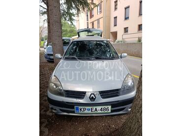 Renault Clio 1.5 DCI, 700 €, 2004. Hečbek, Dizel | 1461 cm3, 211.000 km, 44kW (60 KS), Manuelni 5 brzina, 4/5 vrata, 5 sedišta, Mladenovac