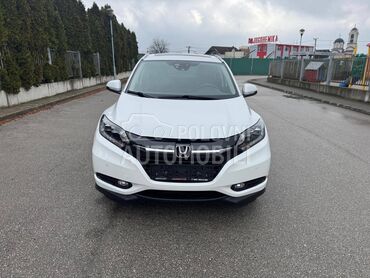 Honda HR-V 1.5i I-VETC Auto., 11.800 €, 2015. Džip/SUV, Benzin | 1498 cm3, 234.000 km, 96kW (131 KS), Automatski / poluautomatski, 4/5 vrata, 5 sedišta, Beograd