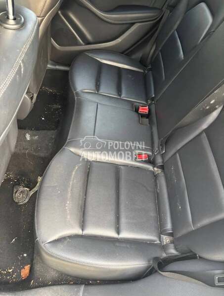 Zadnja sedista w246 za Mercedes Benz B Klasa, B 160, B 150 ... od 2012. do 2018. god.