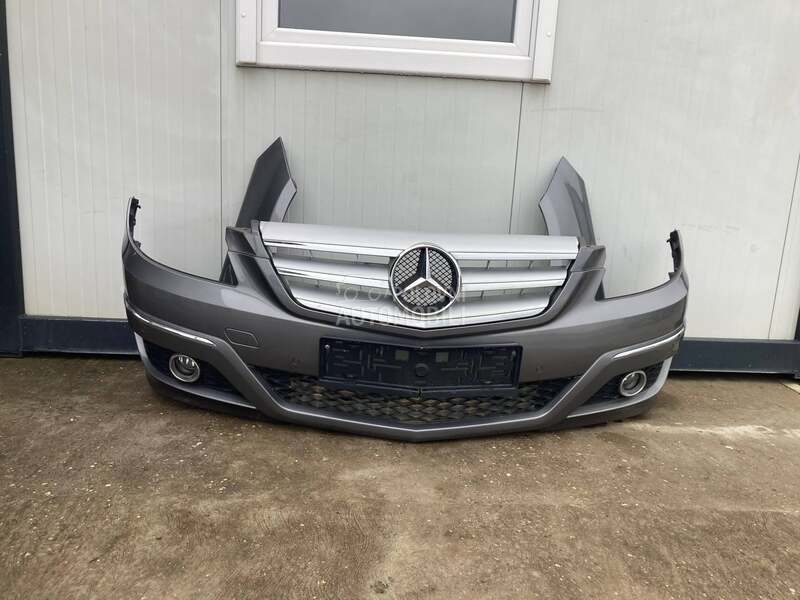 prednji branik za Mercedes Benz B Klasa od 2005. do 2011. god.