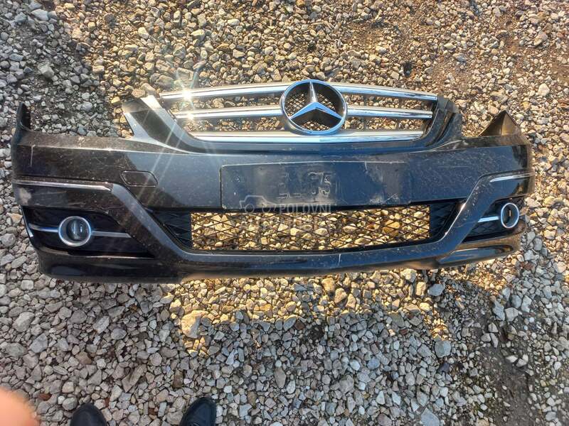 Prednji branik za Mercedes Benz B Klasa od 2008. do 2011. god.