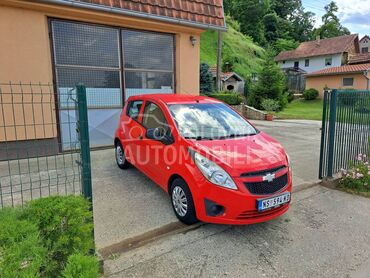 Chevrolet Spark 1.0 P-O-G-L-E-D-A-J, 3.600 €, 2011. Hečbek, Benzin | 995 cm3, 183.000 km, 50kW (68 KS), Manuelni 5 brzina, 4/5 vrata, 5 sedišta, Beočin