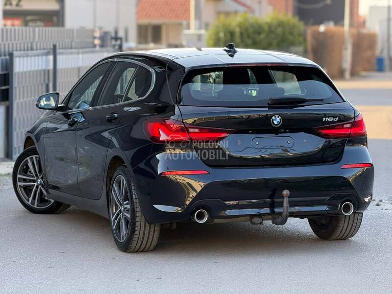 BMW 118 2022 photo 2