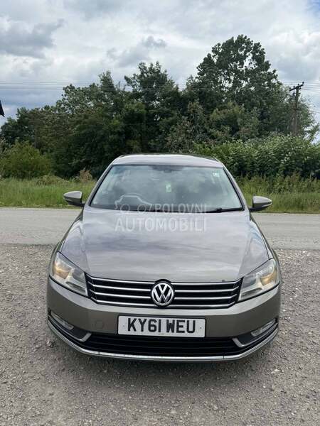 Polustranica, stub gepek za Volkswagen Passat B7