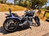 Harley Davidson Breakout (može zamena)