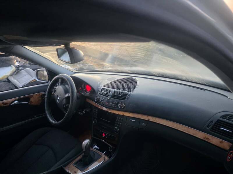 Tabla airbeg za Mercedes Benz E Klasa od 2002. do 2009. god.