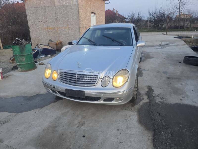 Delovi W211 za Mercedes Benz E Klasa od 2002. do 2008. god.