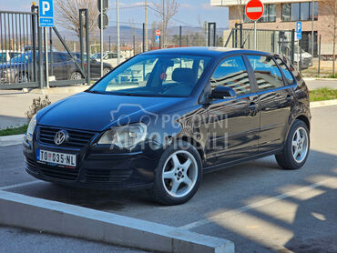Volkswagen Polo  (može zamena), 2.700 €, 2005. Hečbek, Benzin | 1390 cm3, 203.000 km, 55kW (75 KS), Manuelni 5 brzina, 4/5 vrata, 5 sedišta, Kragujevac