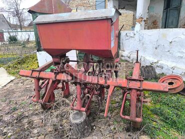Vicon IMT 2 reda, 450 €, 2000. , Špartači, Ratarstvo, Šid
