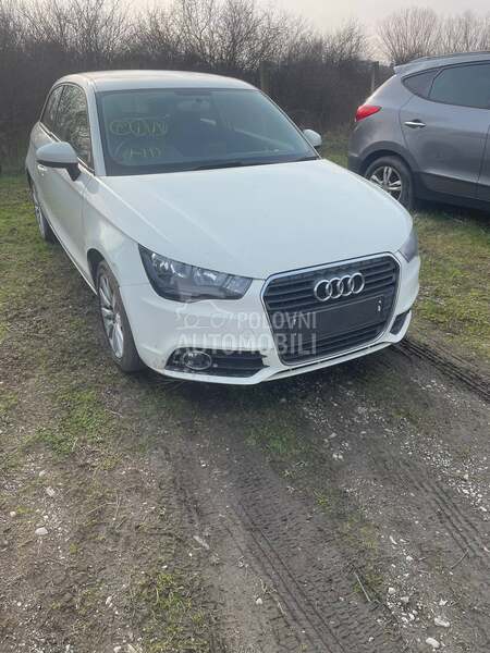 far i stop svetlo za Audi A1 od 2010. do 2014. god.