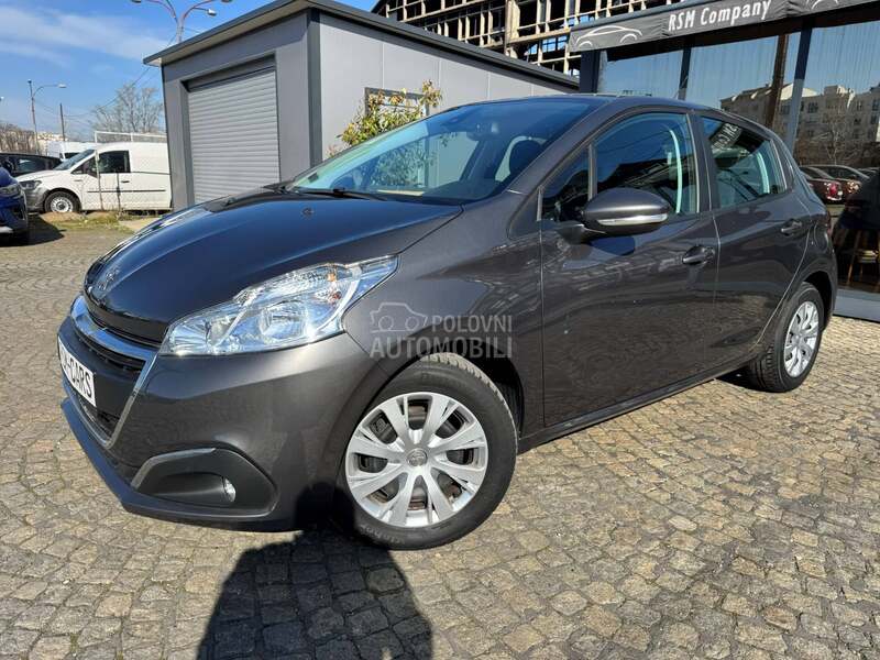 Peugeot 208 2019 photo 2