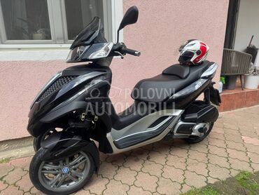 Piaggio MP3 Yourban 300ie, 3.590 €, 2016. , 300 cm3, 14.000 km, 16kW (22 KS), Scooter, Novi Sad