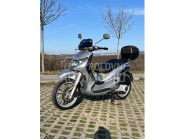 Piaggio Beverly, 1.300 €, 2002. , 198 cm3, 30.000 km, 14kW (19 KS), Scooter, Beograd