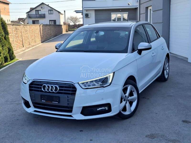 Audi A1 2015 photo 2