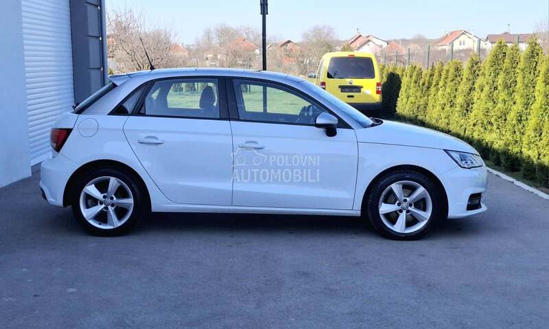 Audi A1 2015 photo 4