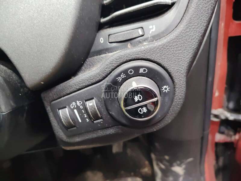 Prekidaci svetla za Fiat 500X