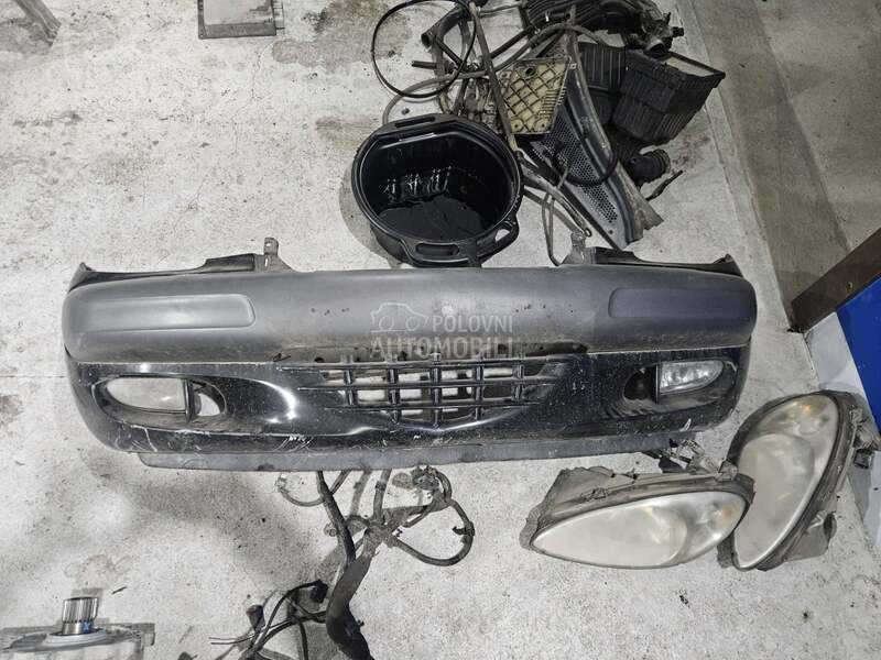 PREDNJI BRANIK za Chrysler PT Cruiser