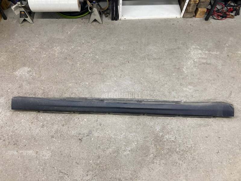 plasticna sajtna leva za Opel Vectra C