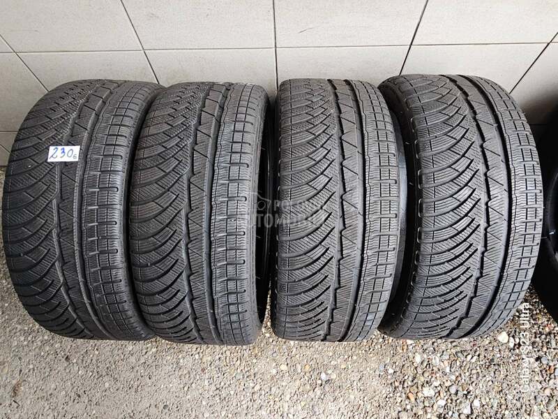 Michelin 235/35 R19 Zimska