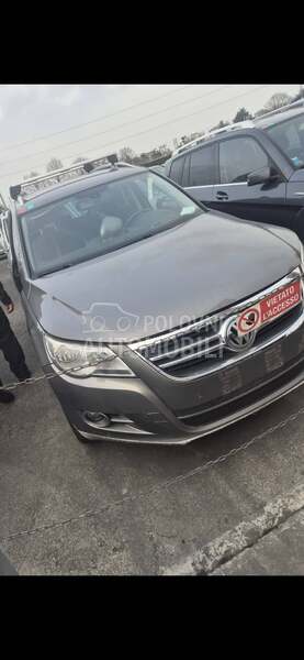 Prednji branik za Volkswagen Tiguan od 2008. do 2012. god.