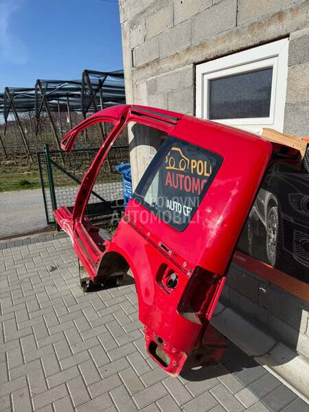 polu stranica za Volkswagen Caddy