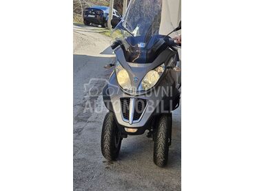 Piaggio MP3 lt B kategorija, 3.100 €, 2011. , 300 cm3, 34.000 km, 17kW (23 KS), Moped, Užice