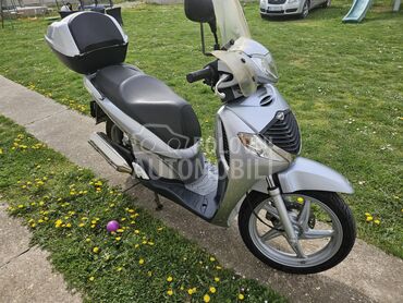 Honda SH 125, 899 €, 2007. , 125 cm3, 37.000 km, 10kW (14 KS), Scooter, Obrenovac