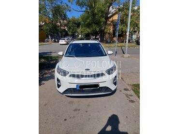 Kia Stonic (može zamena), 10.500 €, 2018. Džip/SUV, Benzin | 1248 cm3, 75.000 km, 62kW (84 KS), Manuelni 5 brzina, 4/5 vrata, 5 sedišta, Beograd